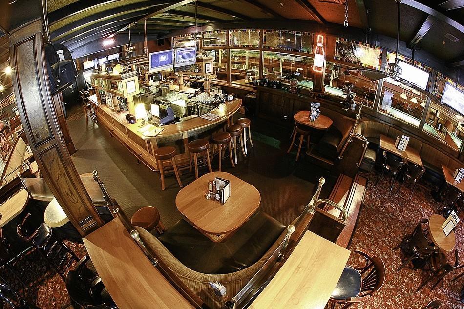 Compass Point Inn - Surrey Restaurace fotografie